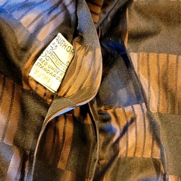 Lovely Persian Lamb Wool w/ Mink Collar & Cuffs - Picture 6 of 7